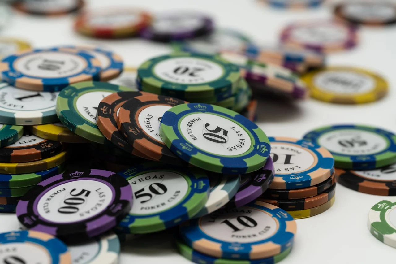 lode88ai — Hệ thống hóa luật chơi, các biến thể Baccarat phổ biến và kinh nghiệm đặt cược thực chiến. theo từng nhu cầu